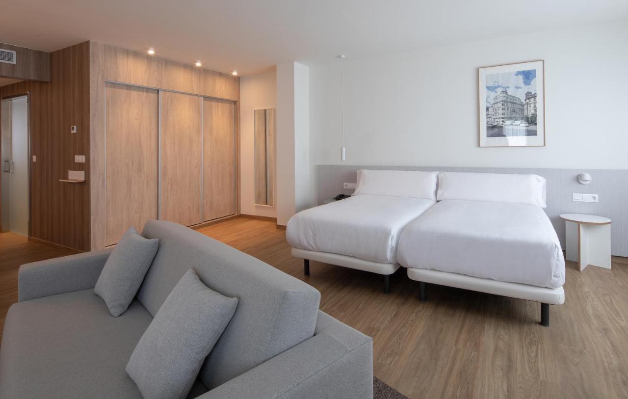 Apartamentos Forum Ceao Lugo Exteriör bild